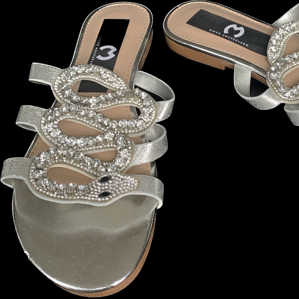 D.M  S LADY 2J5A-P2688-28  Silver